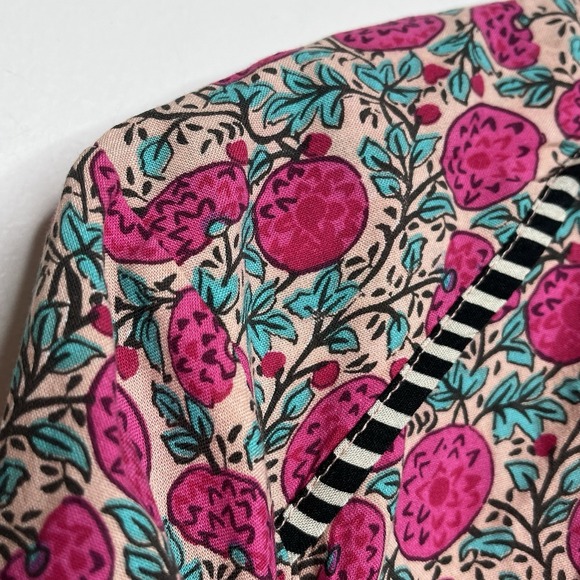 Natural Life Top Womens Size M Pomegranate Print Artsy Tie Front Blouse - Picture 3 of 8